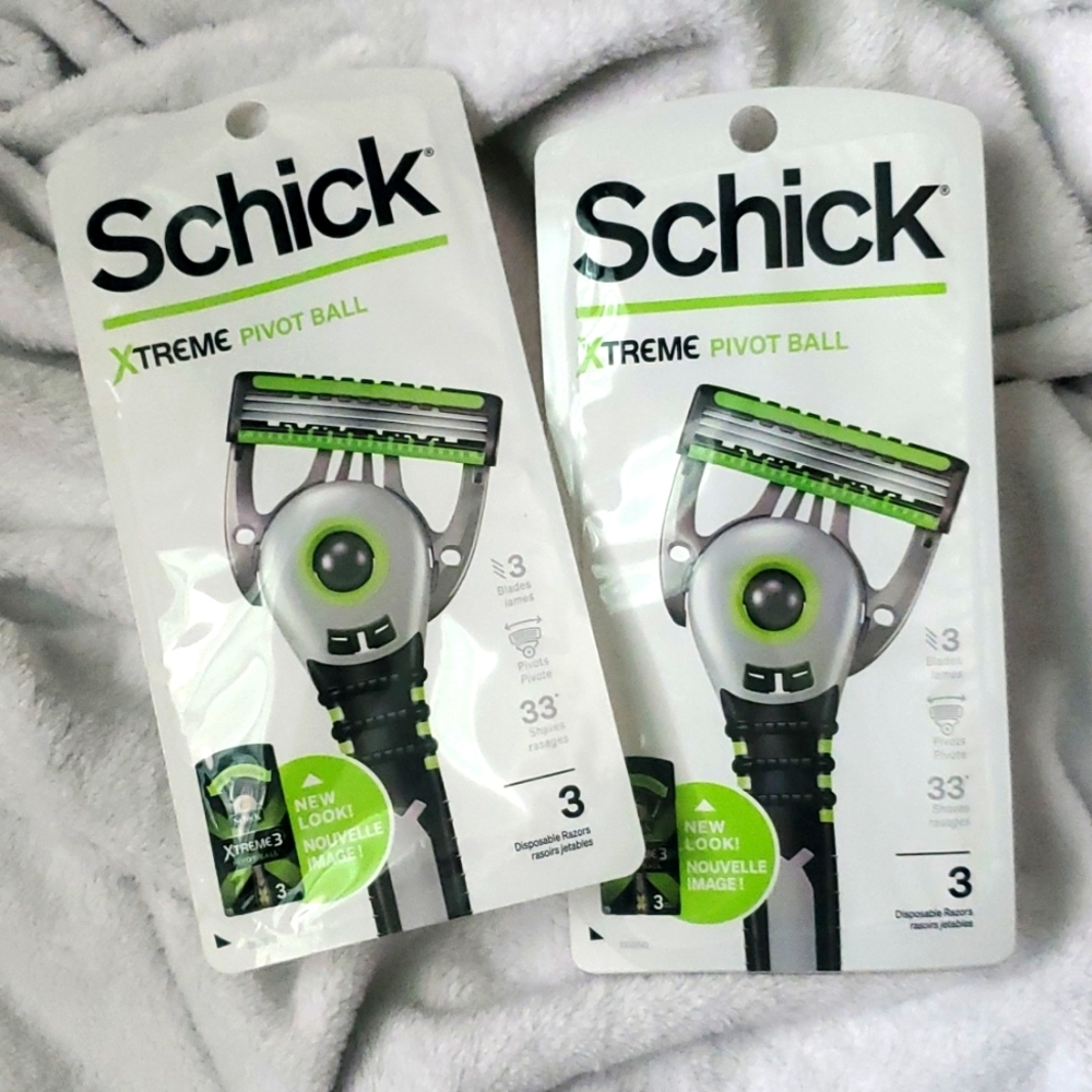 2 NWT Schick Xtreme Pivot Ball Razor Disposable Razors Men